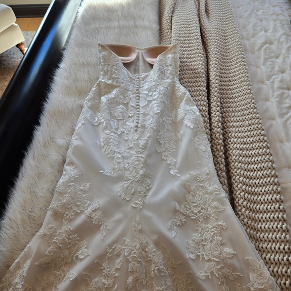 Vera Wang Strapless Hortense White Lace Dress - Picture 10 of 16